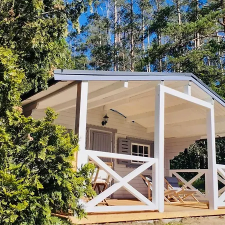 W Lesie Кемпинг